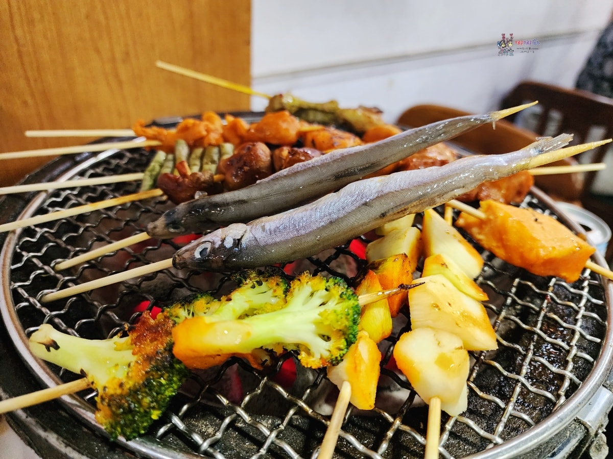 【桃園美食】龍潭大池旁越式串燒烤肉店《越炭越燒》串燒、海鮮500元吃到飽! - 第17張圖