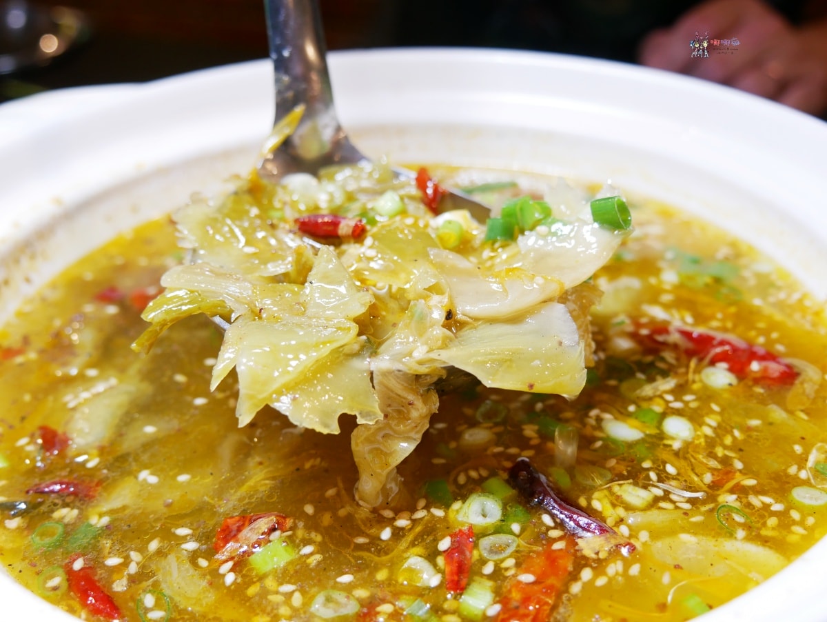 【桃園美食】龍潭交流道旁《玉蘭砂鍋魚頭》60年老店創新火鍋吃法,還有剁椒和川味烤魚可以選擇喔! - 第43張圖