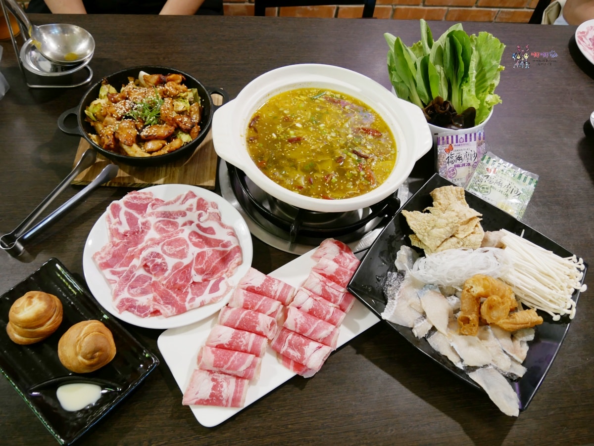 【桃園美食】龍潭交流道旁《玉蘭砂鍋魚頭》60年老店創新火鍋吃法,還有剁椒和川味烤魚可以選擇喔! - 第41張圖