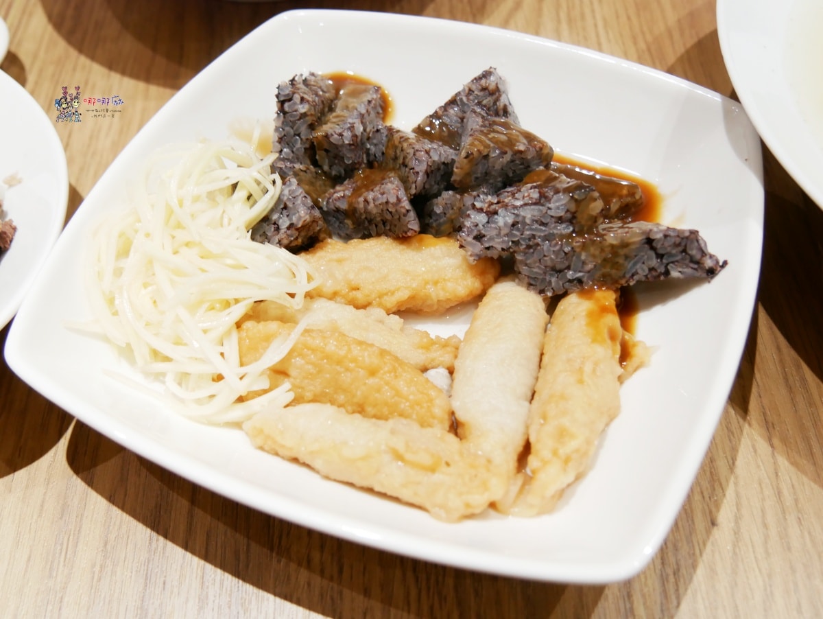 【桃園美食】南崁夜市附近《海料理海米粉》以海鮮為主題的傳統小吃店,用小吃價格就可以吃到海鮮料理。 - 第22張圖