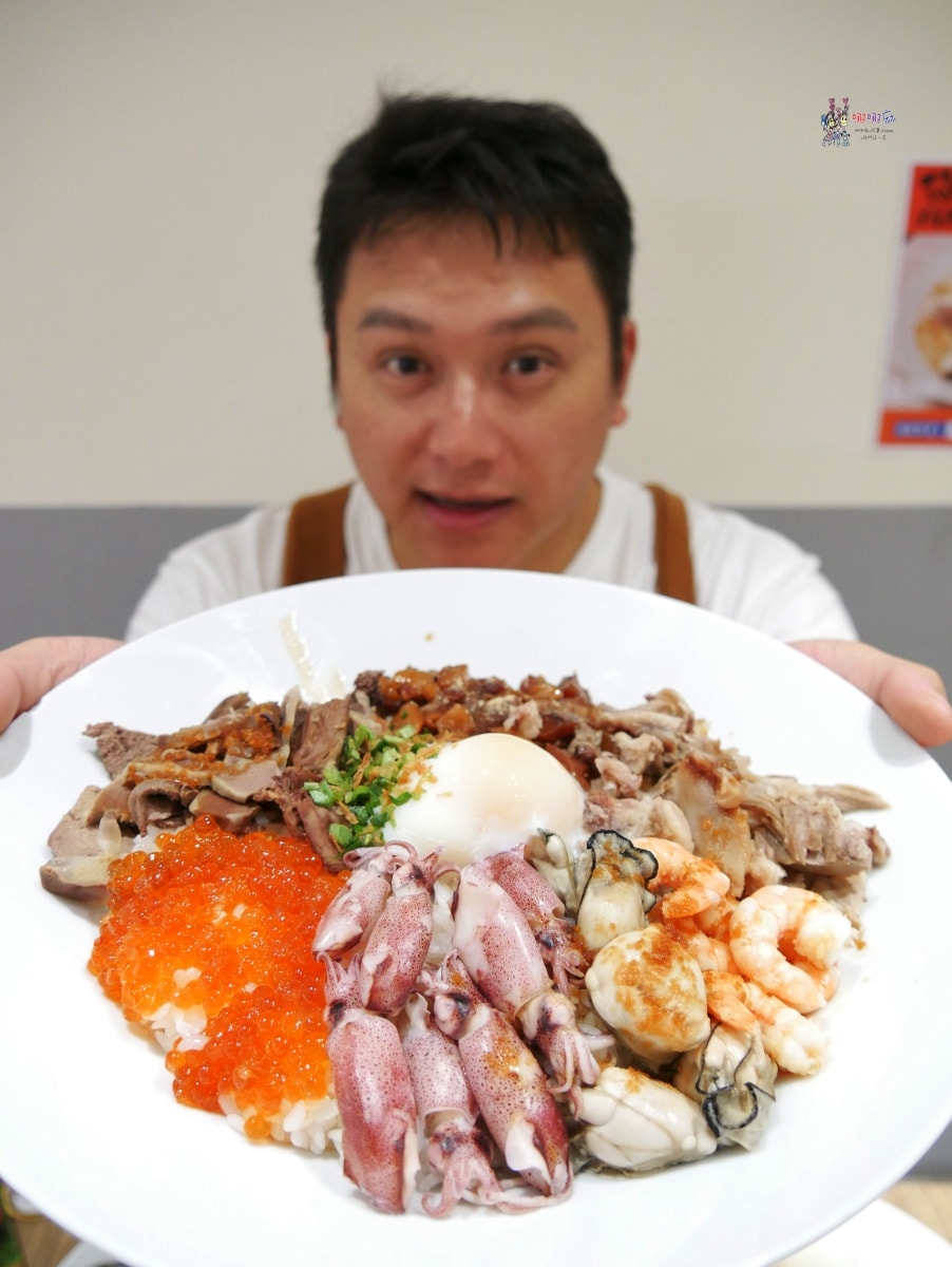 【桃園美食】南崁夜市附近《海料理海米粉》以海鮮為主題的傳統小吃店,用小吃價格就可以吃到海鮮料理。 - 第12張圖