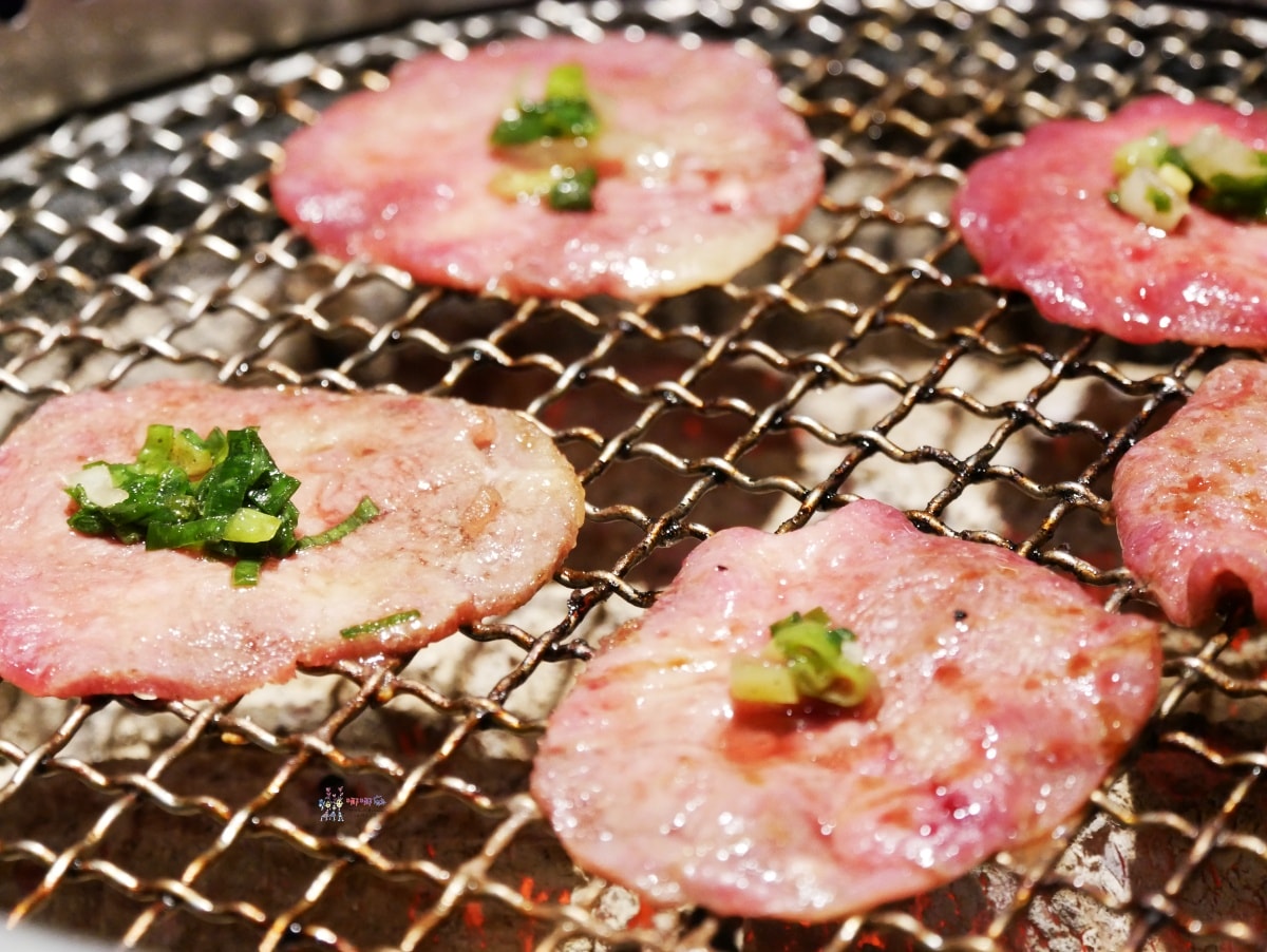【中壢燒烤推薦】中美路上《三柒燒き肉專門店》高CP值和牛吃到飽,多種部位可以選! - 第32張圖