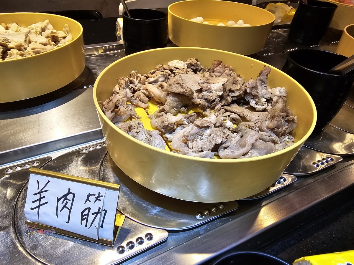 【桃園吃到飽】龍潭交流道附近《滿記麻辣回轉火鍋》超平價而且不收服務費,闆娘特製燉湯一定不要錯過! - 第17張圖