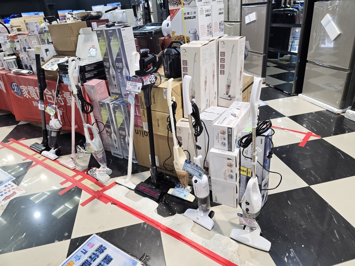 【桃園特賣會情報】龜山寶雅旁邊《FY富奕家電》70吋電視只要16900元!還有洗衣機、冰箱等超多優惠新品。 - 第55張圖