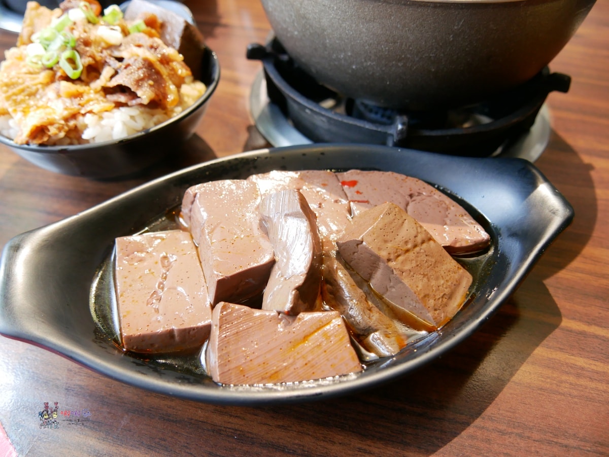 【桃園美食】八德夜市附近《想吃鍋創意小火鍋》壽星滿額免費送雪蟹,還有新推出手臂長泰國蝦! - 第37張圖