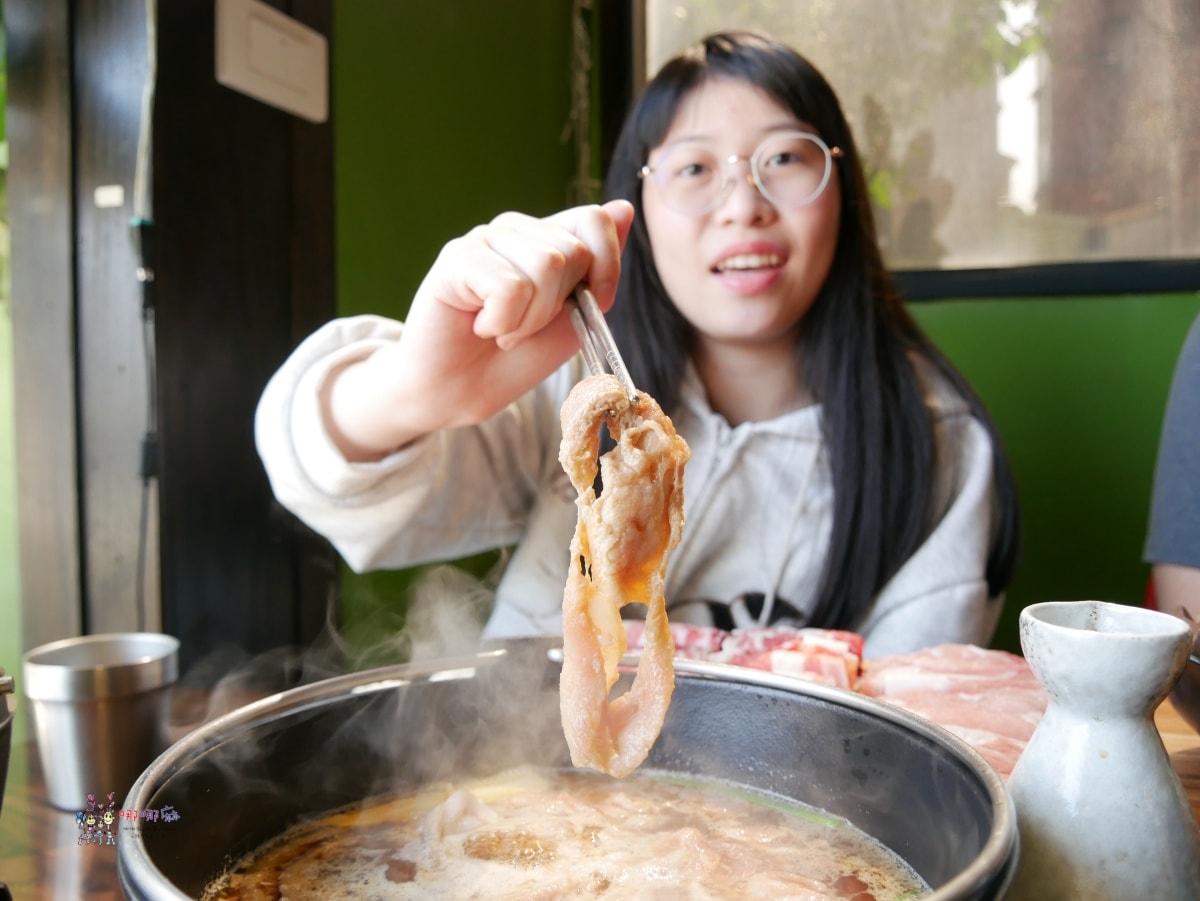 【桃園美食】八德夜市附近《想吃鍋創意小火鍋》壽星滿額免費送雪蟹,還有新推出手臂長泰國蝦! - 第36張圖