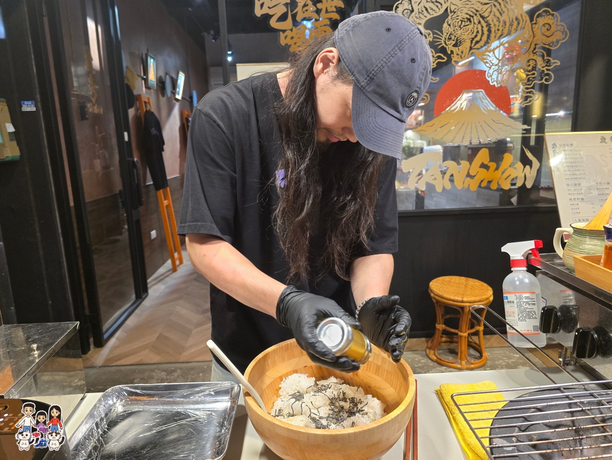 🍙 桃園隱藏版巷弄美食!日式屋台「炭秀 ONIGIRI CLUB」:專賣炭火烤飯糰 - 第8張圖 🍙 桃園隱藏版巷弄美食!日式屋台「炭秀 ONIGIRI CLUB」:專賣炭火烤飯糰