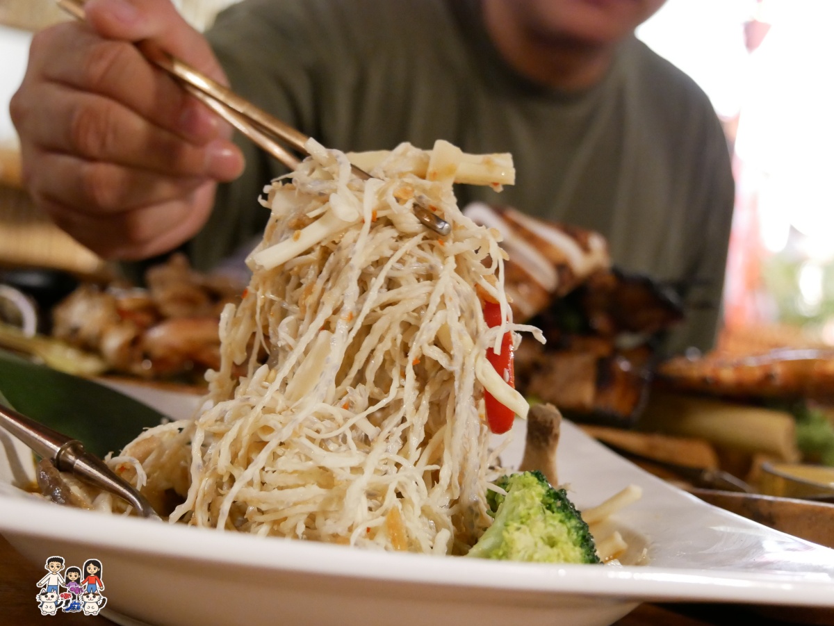 💥 桃園美食探險：舌尖上的泰國雨林與南島山海！中壢「好咖 Thai」與「鹿馬岸 Luma’an」的靈魂饗宴