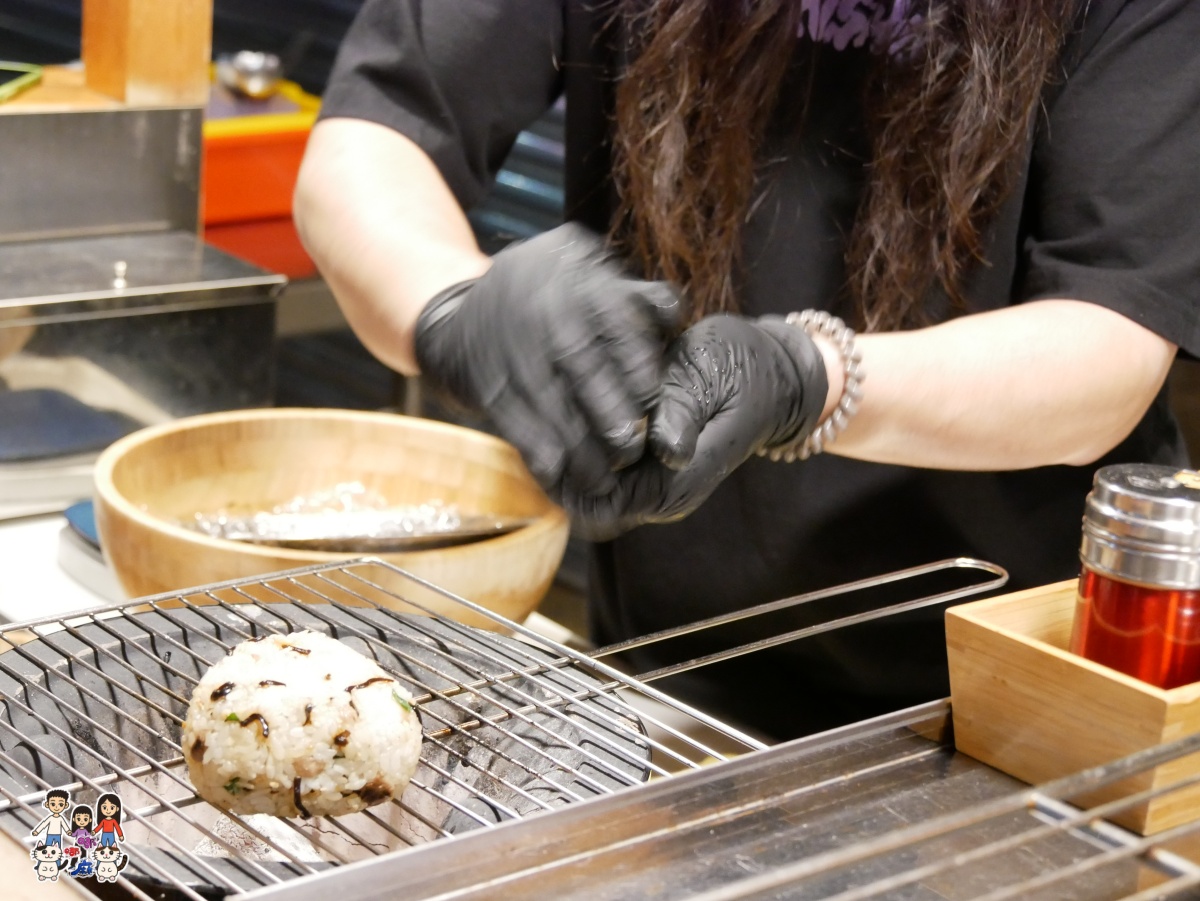🍙 桃園隱藏版巷弄美食!日式屋台「炭秀 ONIGIRI CLUB」:專賣炭火烤飯糰 - 第9張圖 🍙 桃園隱藏版巷弄美食!日式屋台「炭秀 ONIGIRI CLUB」:專賣炭火烤飯糰