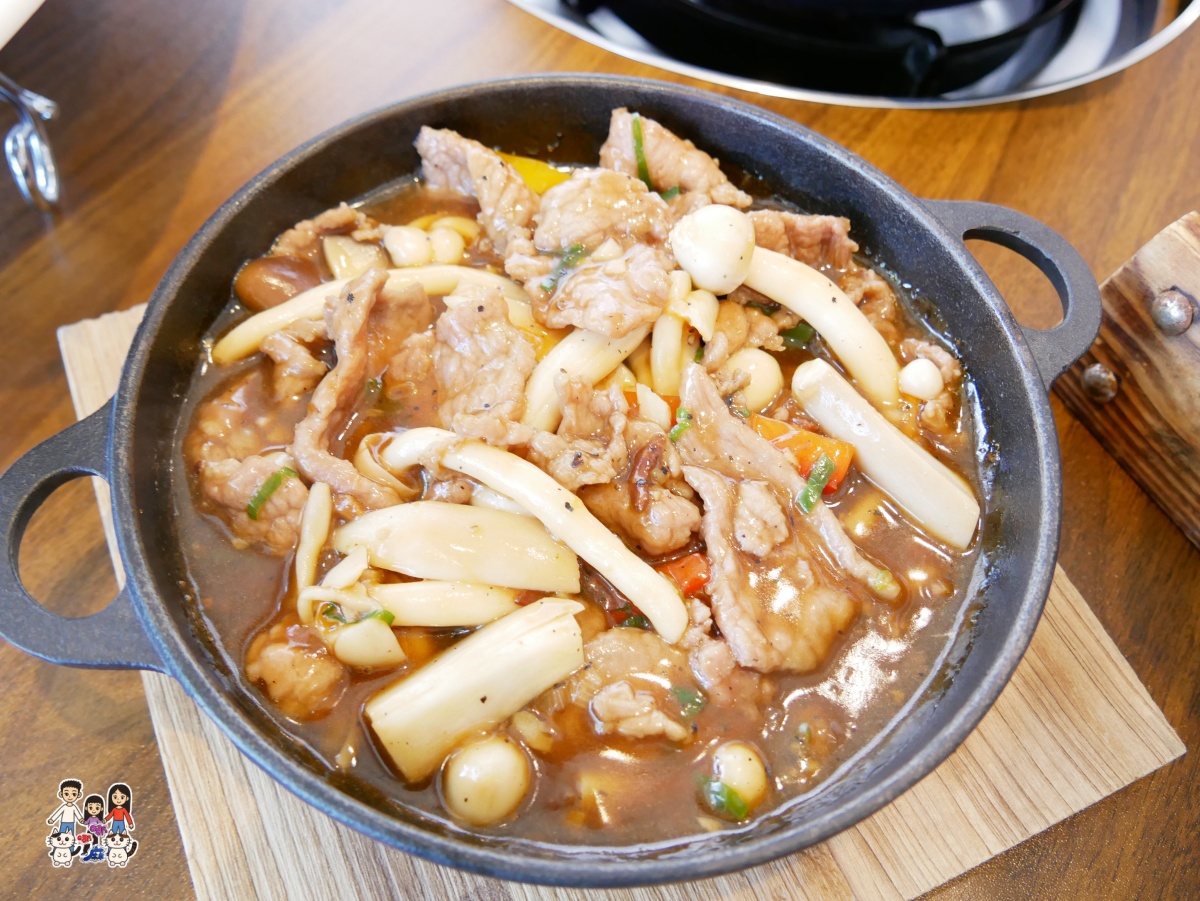 龍潭「玉蘭砂鍋魚頭」不只是火鍋!從老味道到新桌菜的家庭聚餐首選! - 第28張圖 龍潭「玉蘭砂鍋魚頭」不只是火鍋!從老味道到新桌菜的家庭聚餐首選!