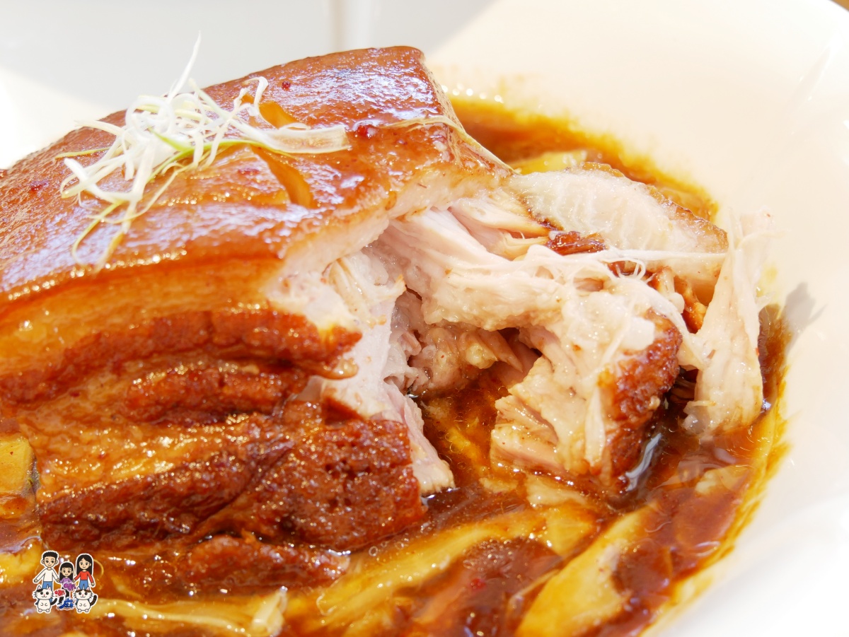 龍潭「玉蘭砂鍋魚頭」不只是火鍋!從老味道到新桌菜的家庭聚餐首選! - 第23張圖 龍潭「玉蘭砂鍋魚頭」不只是火鍋!從老味道到新桌菜的家庭聚餐首選!